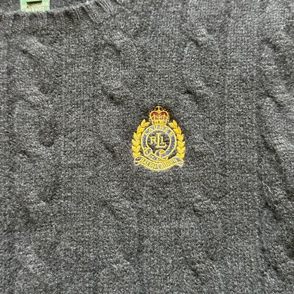 Vintage Lauren Ralph Lauren Cable Knit Crest Sweater Size Medium Petite - Picture 3 of 6